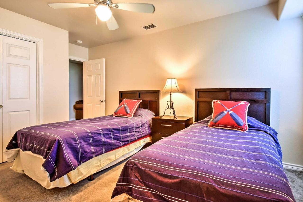 Waterfront Corpus Christi Townhome With Pool And Dock! Exterior foto