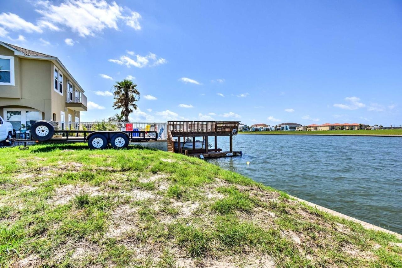 Waterfront Corpus Christi Townhome With Pool And Dock! Exterior foto